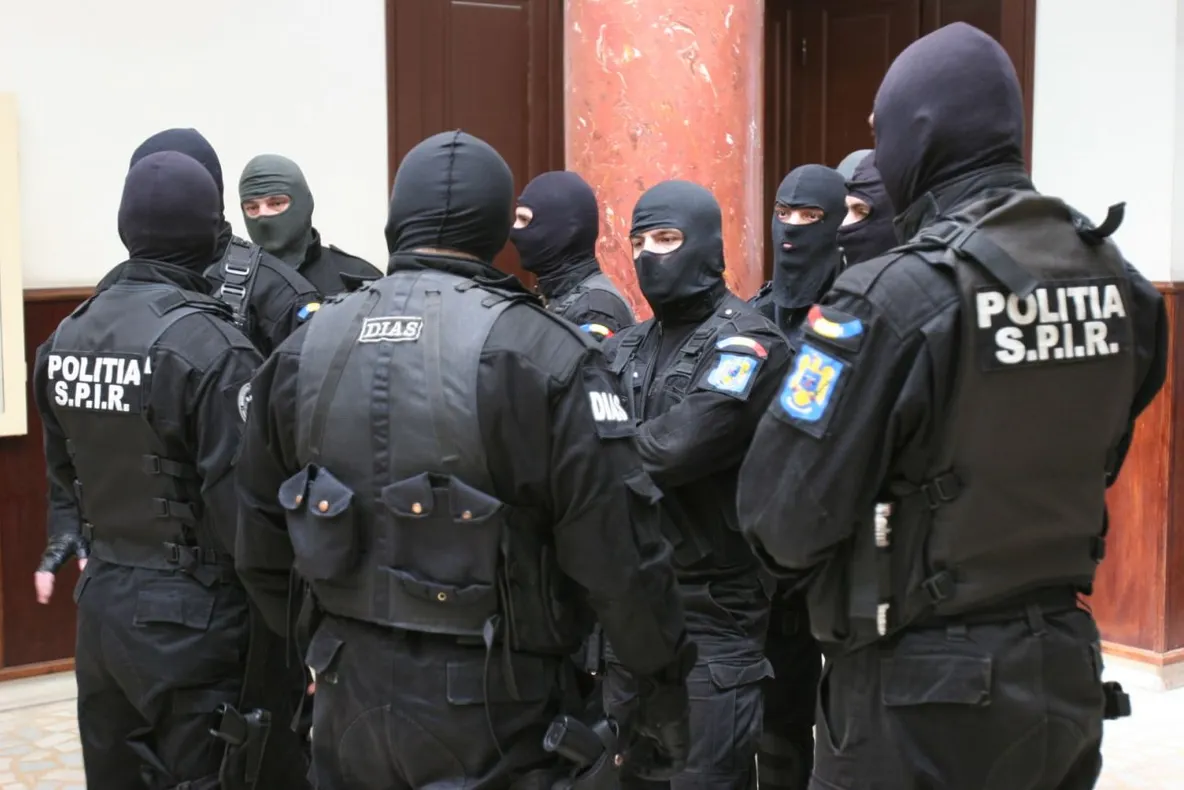 Percheziții masive ale DNA în vămile din nord-estul țării