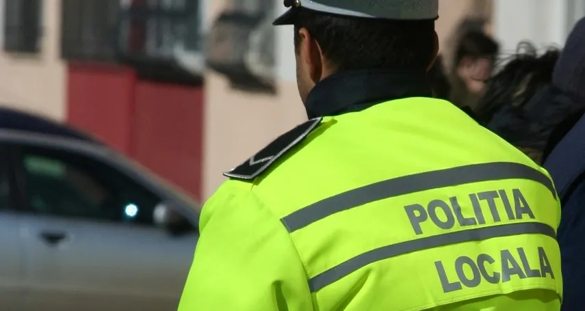 Irakian suspect, ridicat de polițiștii locali de pe o stradă din municipiul Suceava