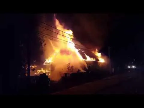 FOTO VIDEO Incendiul din casa Laurei Lavric, provocat de un scurtcircuit