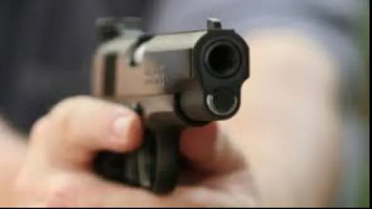 Șofer beat, prins de polițiști după o urmărire în trafic. A fost tras un foc de armă