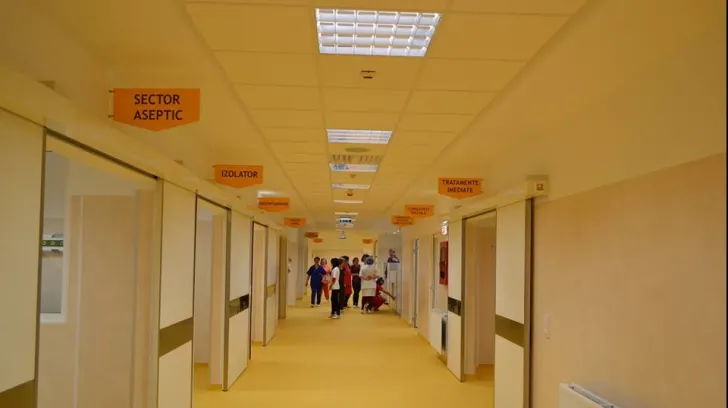Un bătrân a ajuns la spital, după ce a mâncat otravă de șoareci