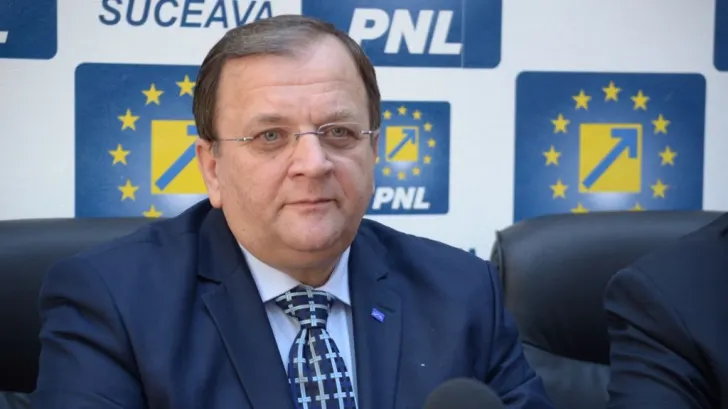 Flutur: Iohannis va scoate Moldova din izolare şi e garantul normalităţii în România