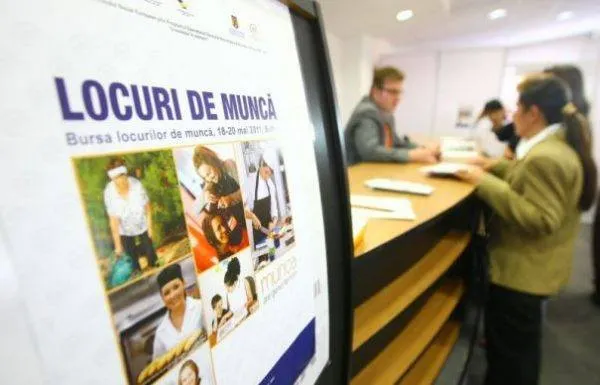 Aproape 1.600 de persoane au participat la Bursa locurilor de muncă