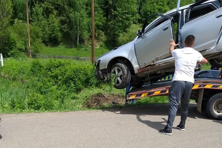Tânăr în comă după un accident rutier produs în Ulma FOTO