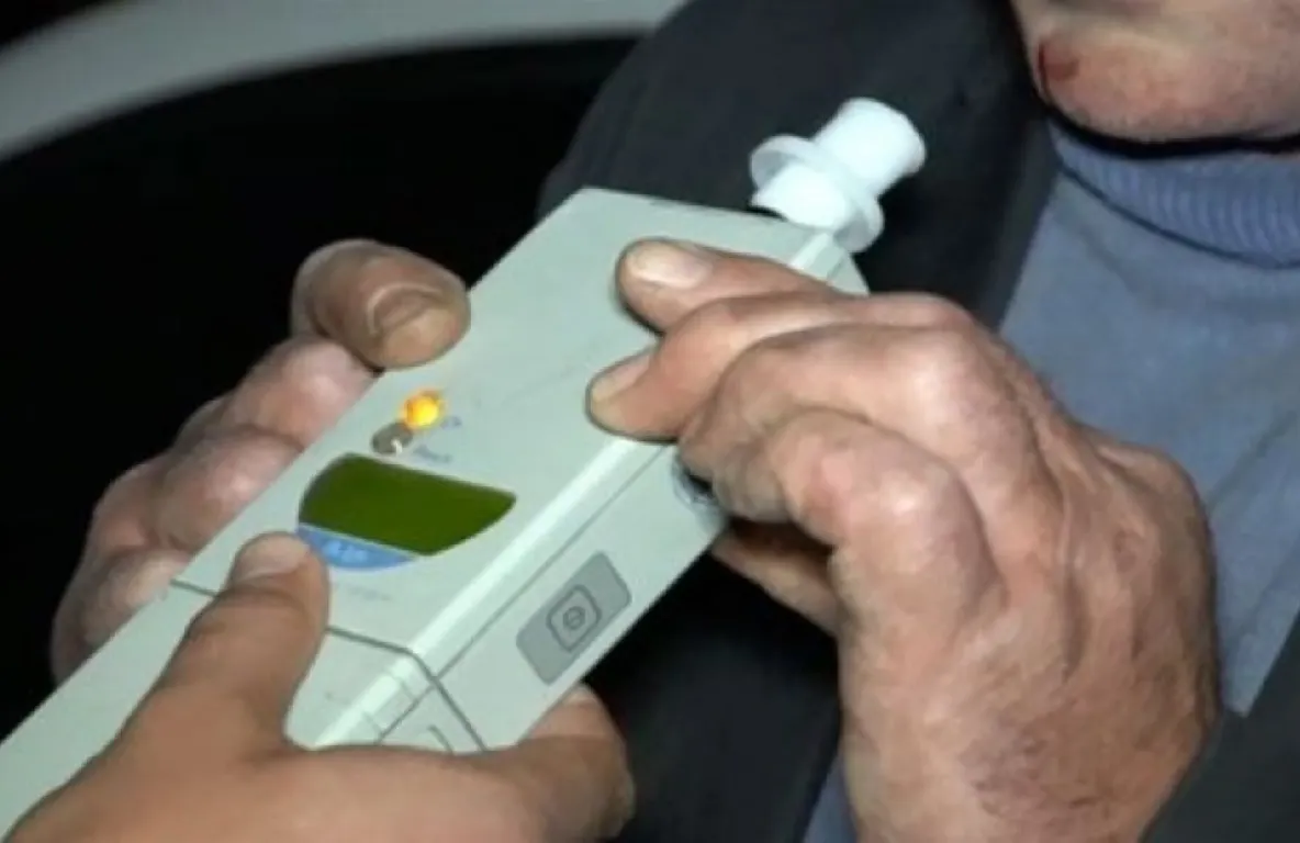 Șoferiță prinsă la volan cu o alcoolemie de 1,19