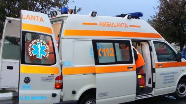 Un sucevean și-a pierdut viața după ce s-a izbit cu motocicleta într-un parapet din beton