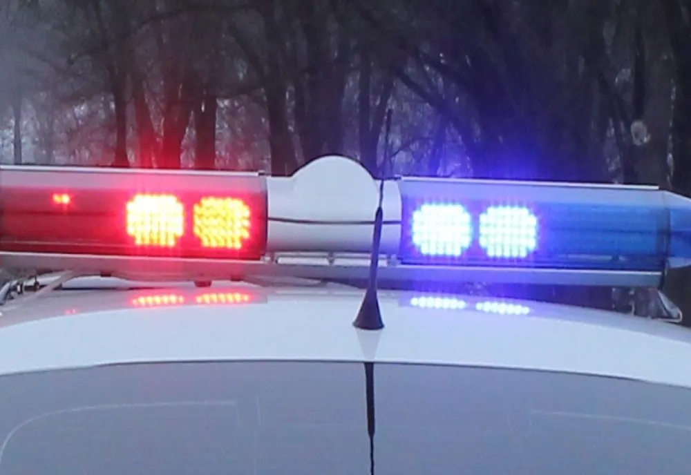 Un tânăr s-a urcat beat la volan și a încercat să scape cu fuga de polițiști