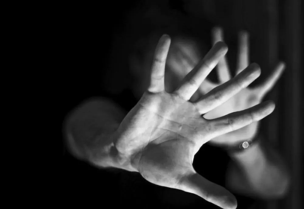 Ordin de protecție provizoriu pentru un bărbat din Marginea, după ce și-a bătut soția