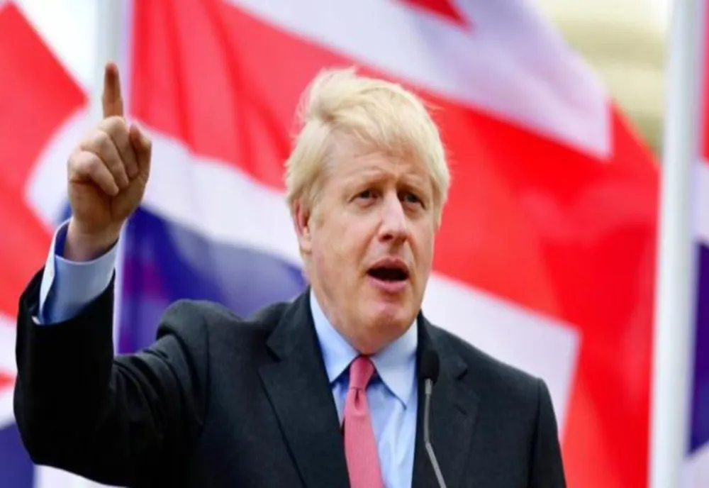 Premierul Marii Britanii, Boris Johnson, internat de urgență