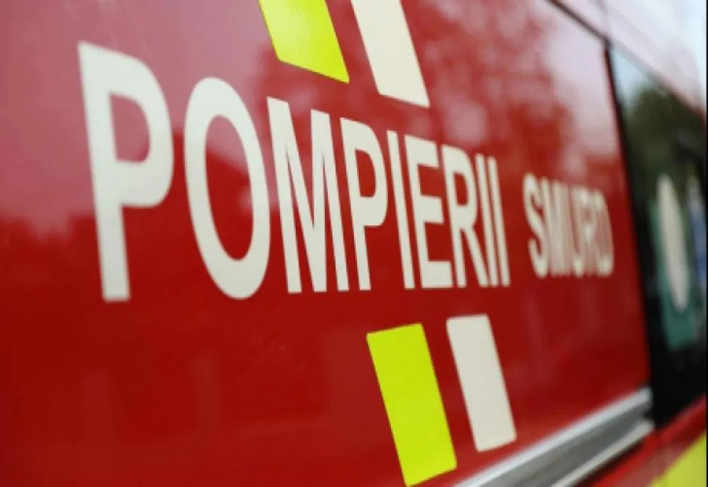 Accident în Bistrița! Un sucevean băut zdravăn, a ajuns cu mașina într-un șanț, pe DN 17