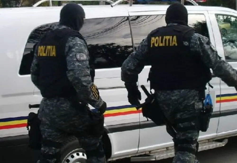 Sancțiuni contravenționale în valoare de 23.250 lei aplicate de polițiștii din Vatra Dornei