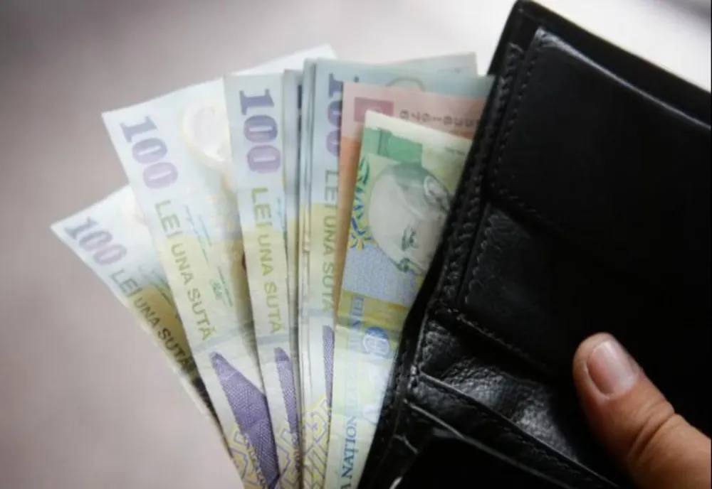Salariul minim ar putea crește la 1.530 lei, de anul viitor, prin dublarea deducerilor personale