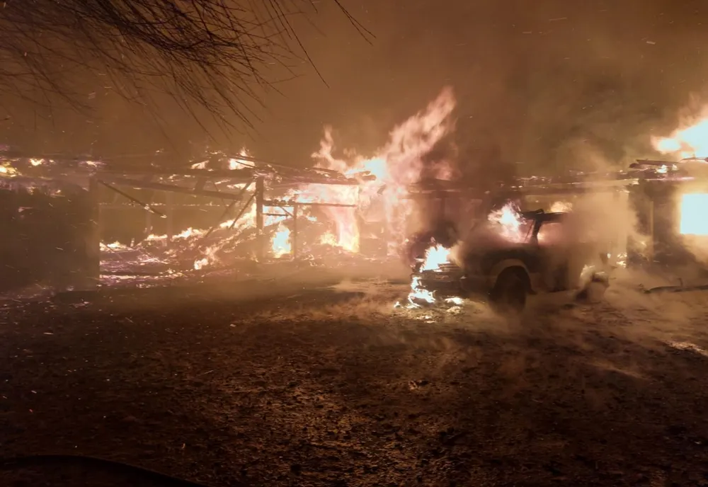 Pagube însemnate în urma unui incendiu produs la cantonul silvic din Voitinel
