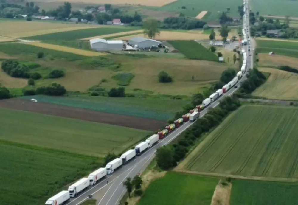 Pe DN 2, traficul va fi oprit partial