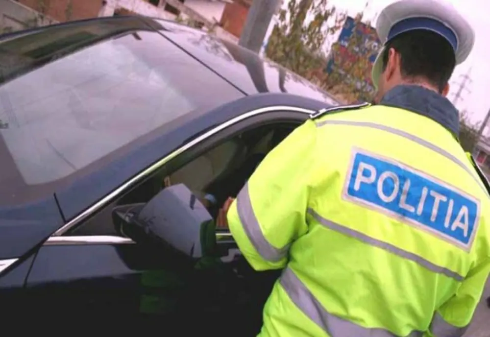 A încercat să fenteze polițiști și să schimbe locul cu pasagerul