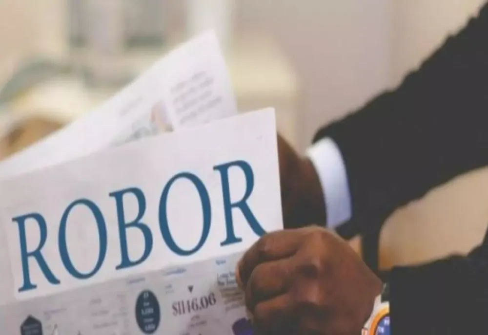 ROBOR LA TREI LUNI A URCAT LA 5,90% PE AN