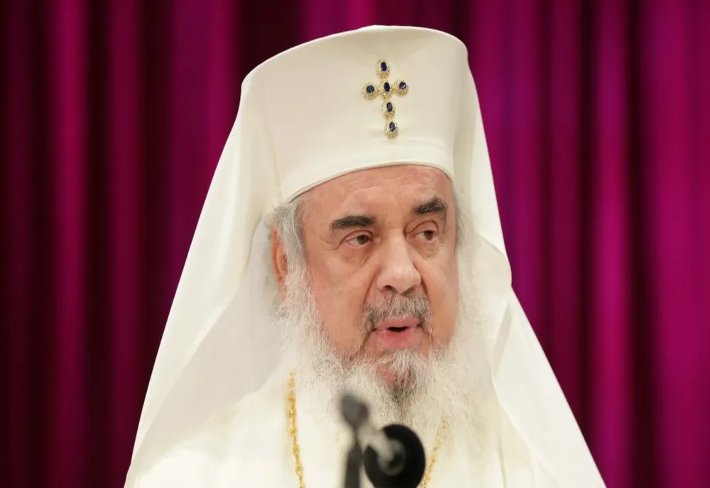 Cum este atacată Biserica Ortodoxă Română de o rețea de informații. Vizați au fost Patriarhul Daniel și Arhiepiscopul Teodosie