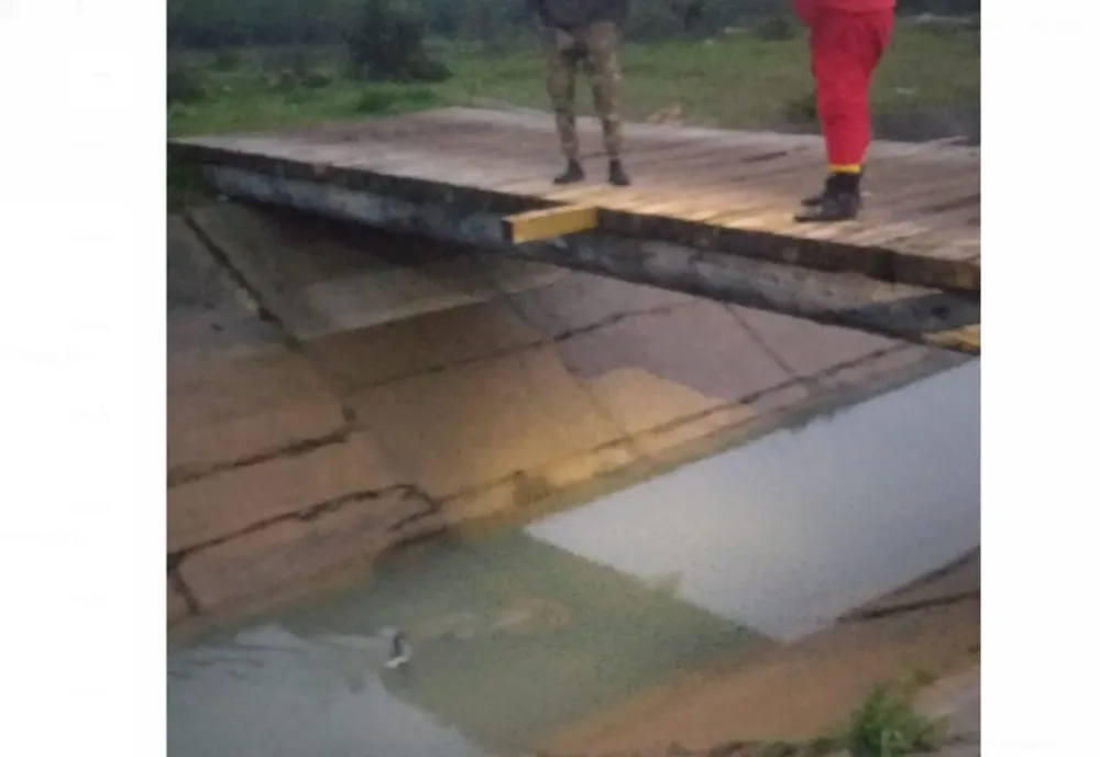Un băiețel de 5 ani, a fost găsit mort într-un canal cu apă. Micuțul se plimba cu bicicleta