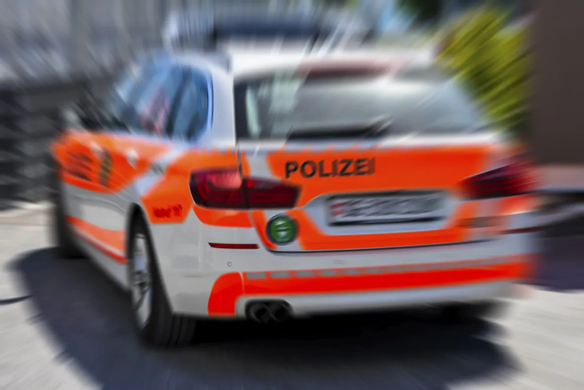 Student acuzat că a atacat trei copii în Zürich după ce ar fi folosit ChatGPT pentru a-și planifica fapta