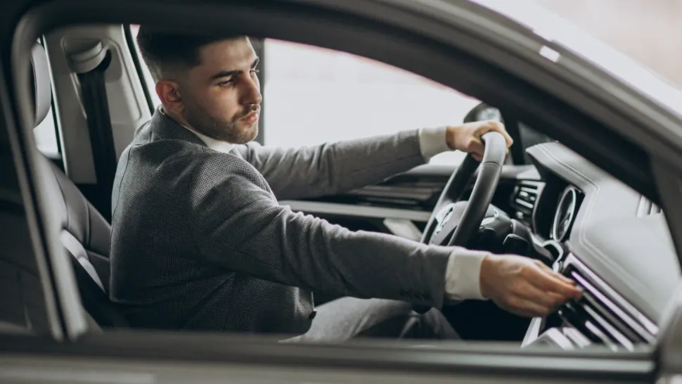 Asigurările RCA ating noi recorduri de preț VIDEO