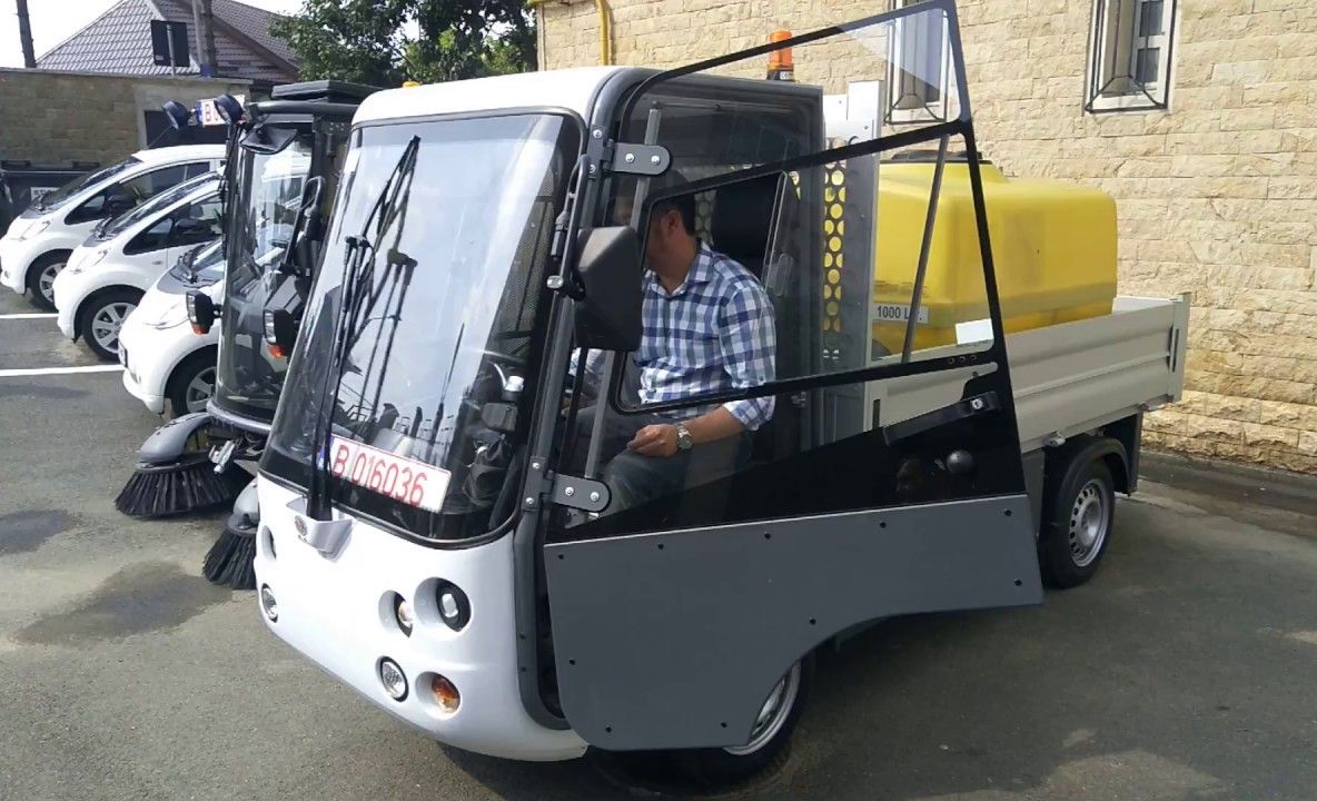 VIDEO Primăria Suceava a plătit 1,6 milioane de lei pe două mașinuțe electrice