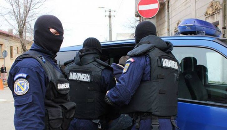 Percheziții la Sectorul Poliției de Frontieră Brodina într-un dosar de contrabandă de țigări