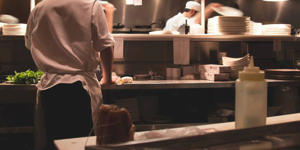 ITM Suceava, controale la pizzerii, fast-food-uri și bufete. Au fost aplicate amenzi în valoare de peste 50.000 lei