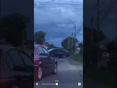 Urmărire în trafic după un șofer cu tupeu VIDEO