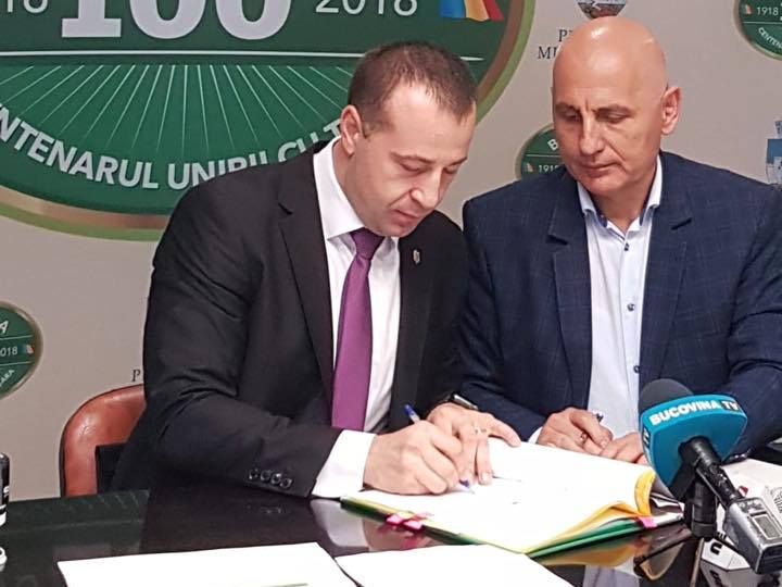 A fost semnat contractul de finanțare pentru reabilitarea clădirii Primăriei Suceava  FOTO