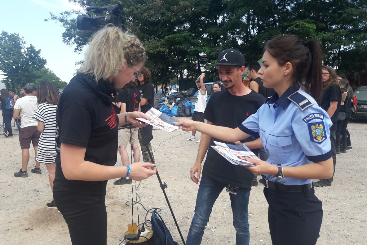 Acțiune pentru prevenirea violenței și a consumului de alcool FOTO