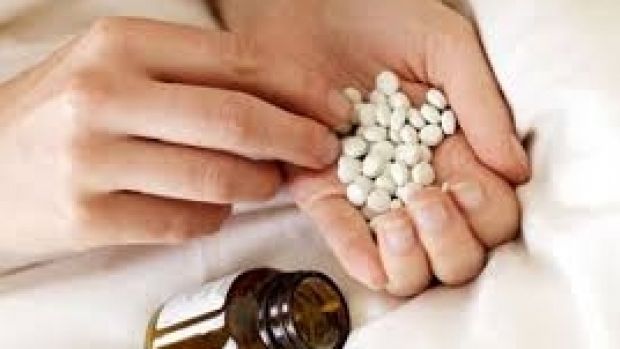 O femeie din Bălăceana a ajuns la spital, după ce a înghițit un pumn de pastile