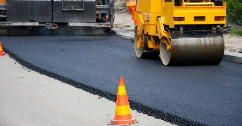 După oprirea ploilor, au fost reluate lucrările pe mai multe drumuri naționale din județul Suceava