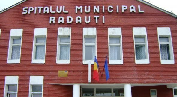 O femeie și bebelușul ei au murit imediat după naștere. Poliția face cercetări