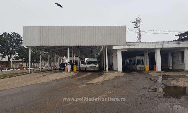 Amendă de 6.000 lei pentru 230 pachete cu țigări de contrabandă