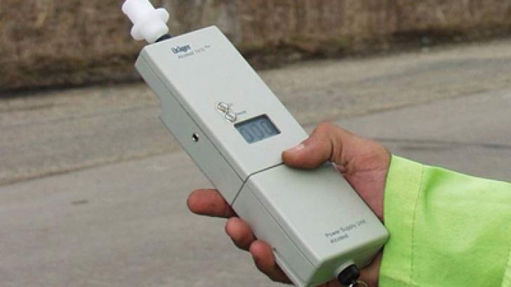 De beat ce era, un șofer de 79 de ani nu a putut sufla în etilotest