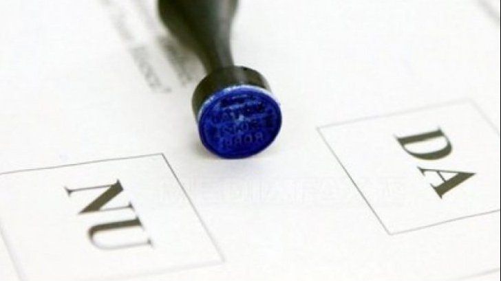 A început votul pentru referendum. În județul Suceava sunt 601.419 cetățeni cu drept de vot și sunt organizate 558 secții de votare