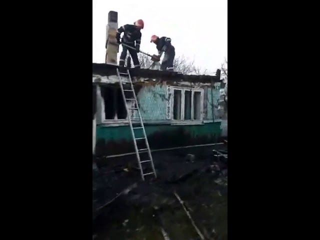 Incendiu izbucnit la o casă din cauza unui scurtcircuit, la Brădățel VIDEO