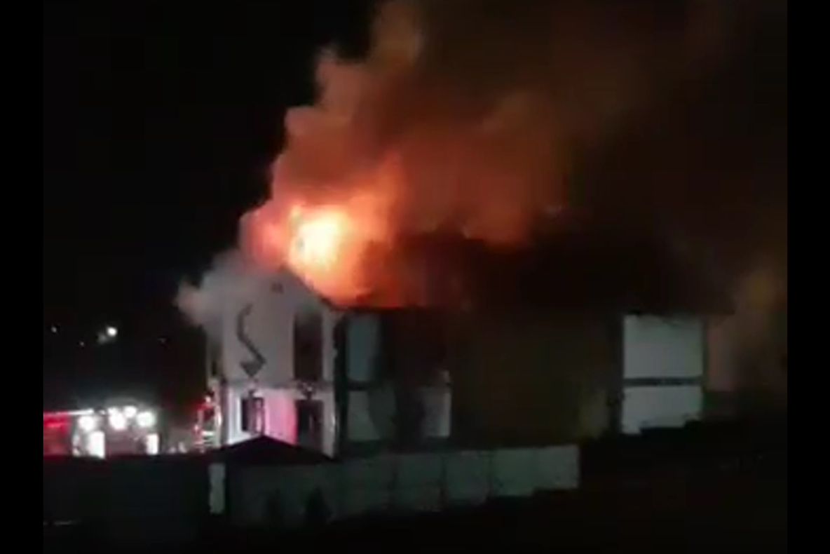 Incendiu puternic la o casă din Lisaura VIDEO