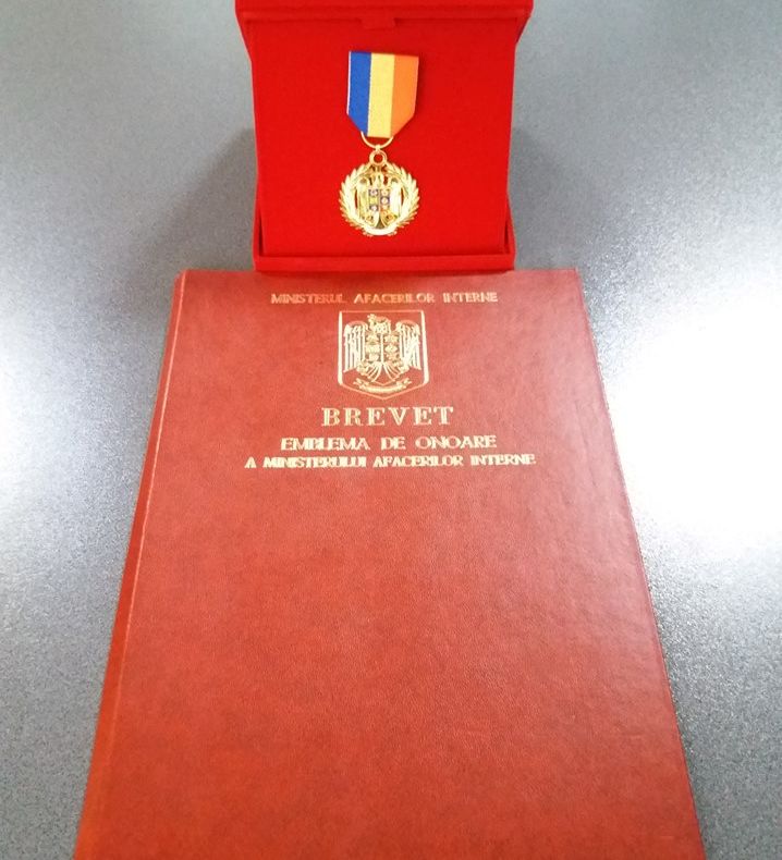 Un microbuz cu 18 persoane s-a răsturnat la Dumbrăveni FOTO