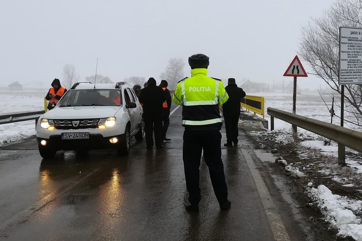 A fost redeschis podul rupt de inundații din Milișăuți