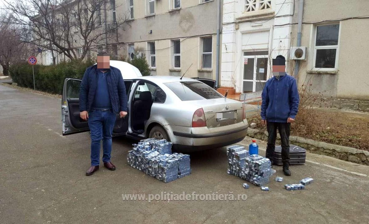 Doi suceveni au fost reținuți la Constanța după ce au fost prinși cu țigări de contrabandă VIDEO