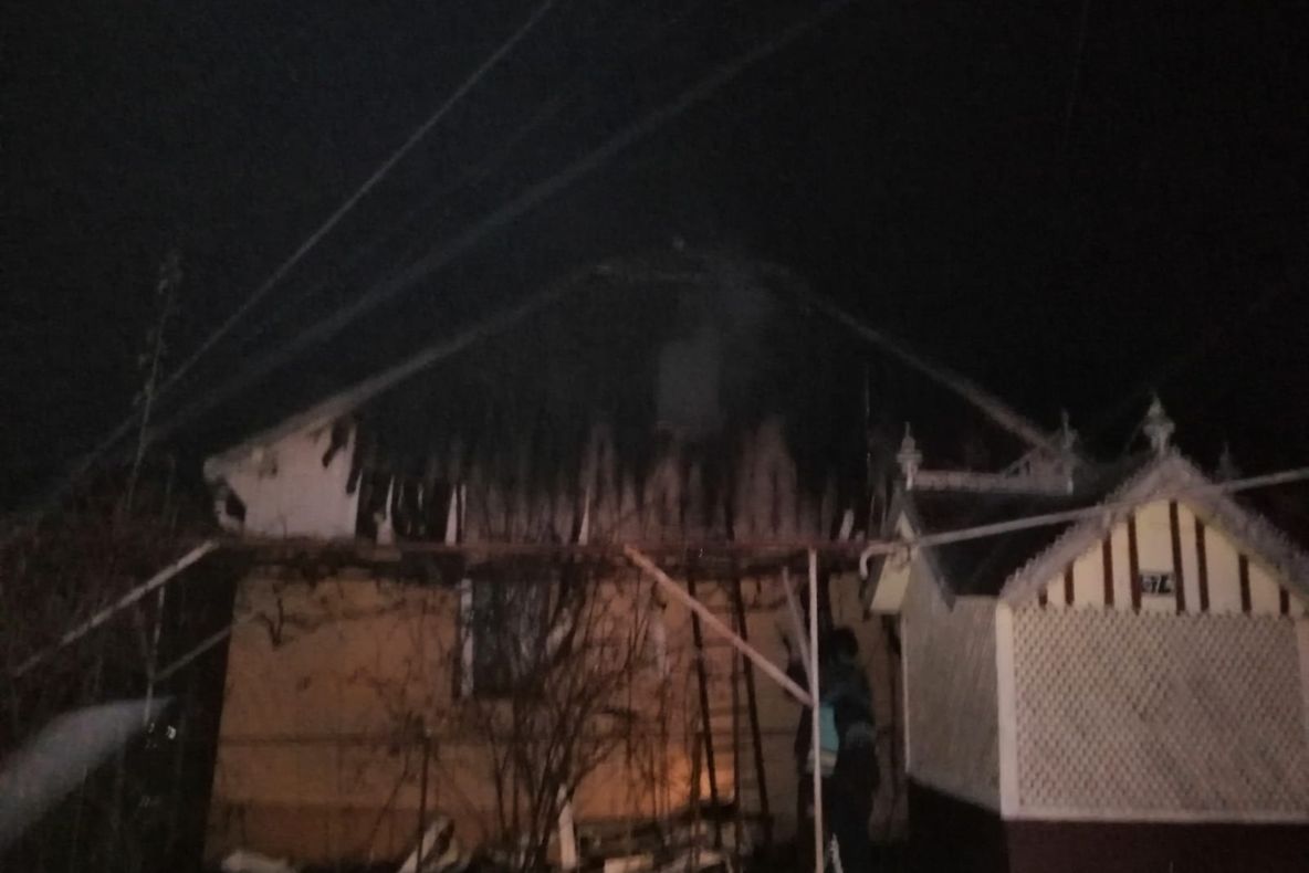 Incendiu într-o gospodărie din Pătrăuți din cauza unui coș de fum necurățat VIDEO