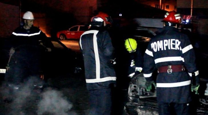 Un sucevean a scos mașina din service, iar după câteva ore aceasta a luat foc