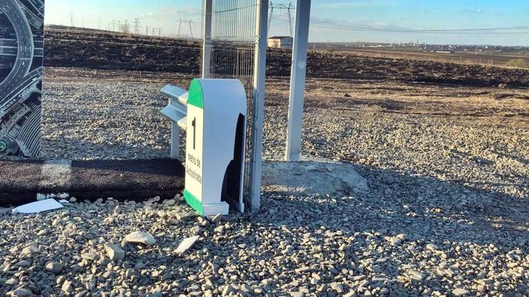 VIDEO Distrugeri provocate la autostrada de un metru de la Suceava