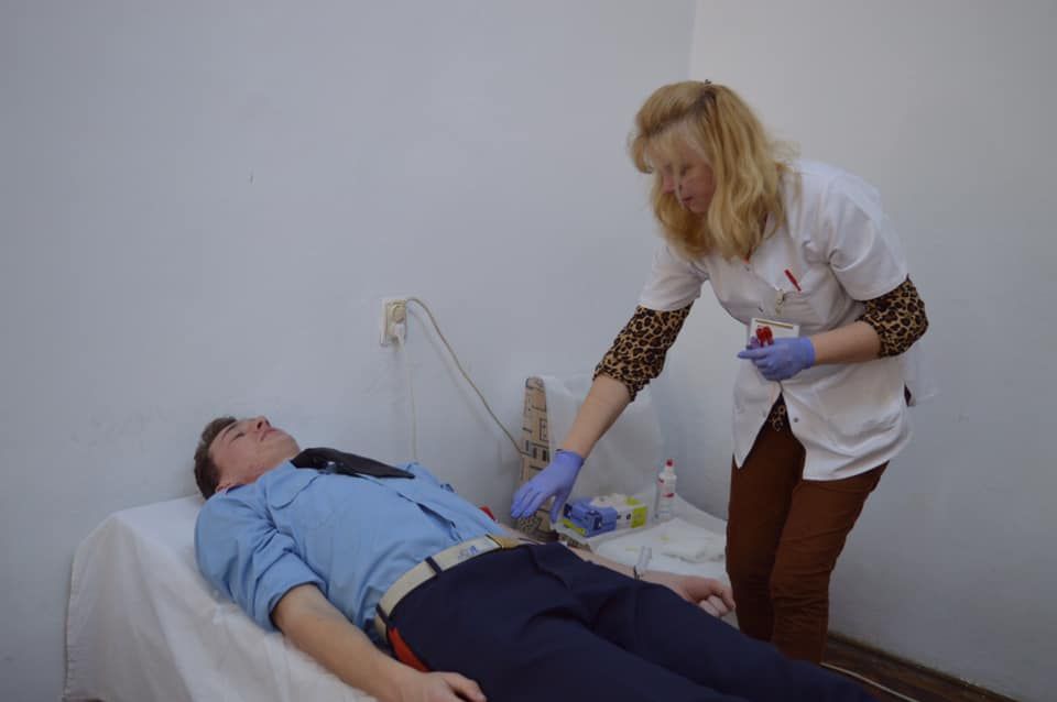 40 de elevi de la Colegiul Național Militar "Ștefan cel Mare" au donat sânge FOTO