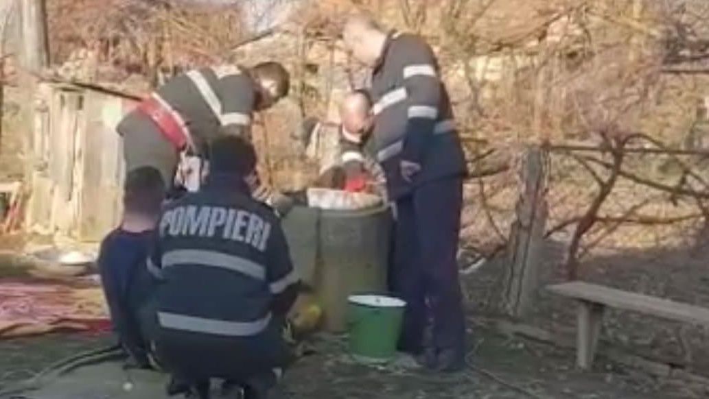 Femeie din Rădășeni, salvată dintr-o fântână de o vecină