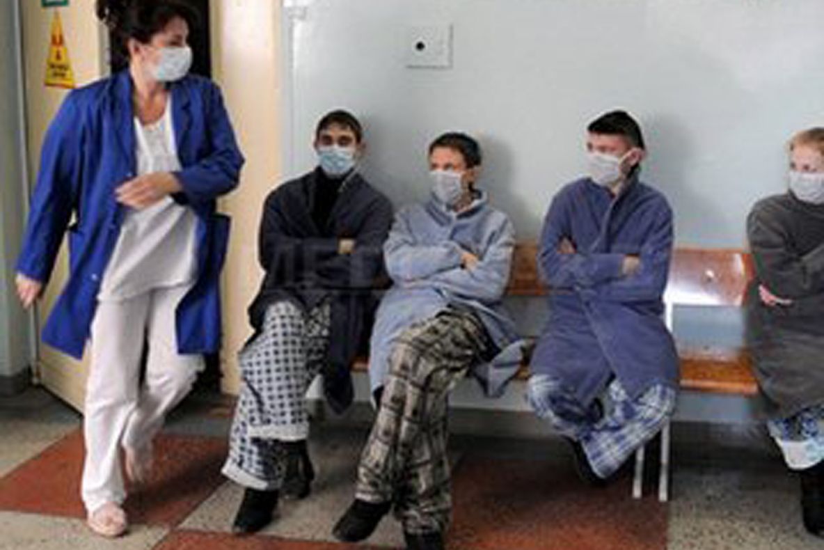 Peste 2.100 de cazuri de infecții acute ale căilor respiratorii superioare