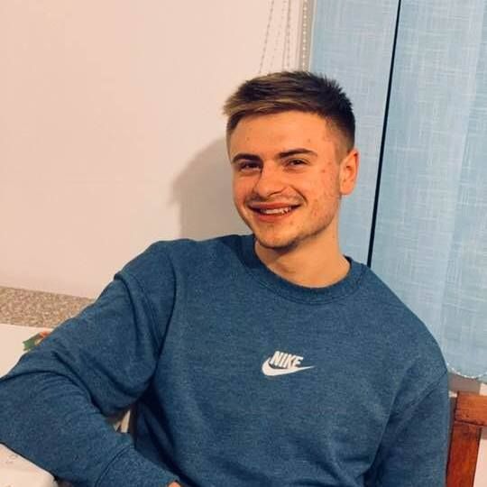 Tânăr din Vicovu de Sus omorât într-o stație de metrou din Londra