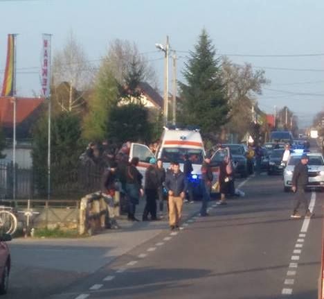 O bătrâna de 79 de ani și-a pierdut viața după ce a fost acroșată de o mașină FOTO