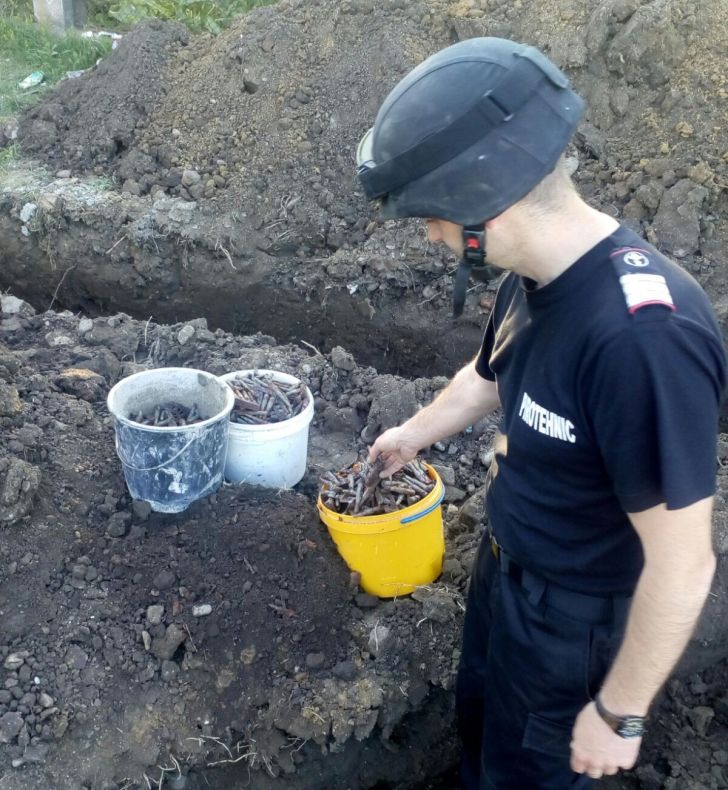 Armă și muniție descoperite într-o pădure din Brodina